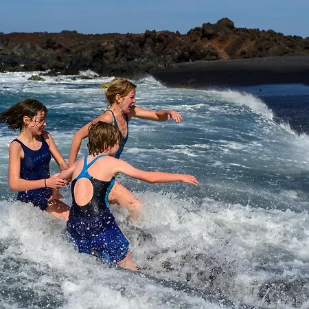 Poolvilla With Oceanview וילה