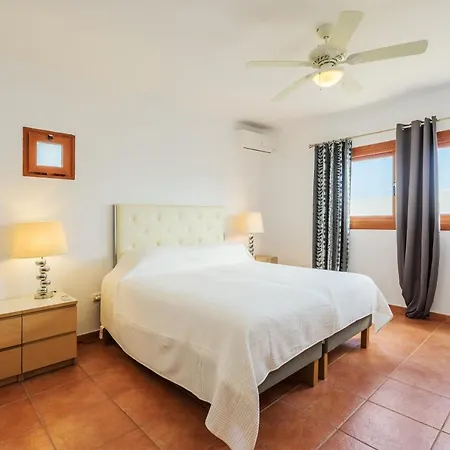 فيلة Poolvilla With Oceanview